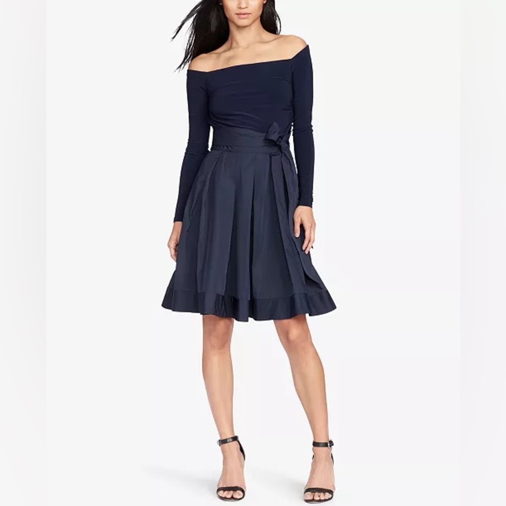 NWT Lauren Ralph Lauren Evening Jersey Taffeta Dress
Navy Off-Shoulder Size 6